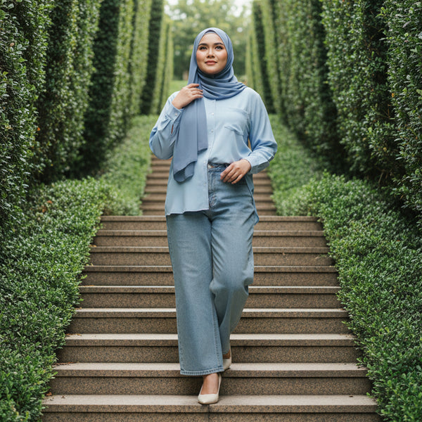 Mira Linen Blouse - Pastel Blue