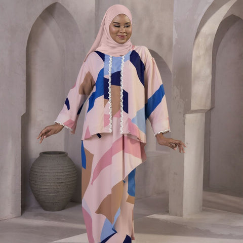 Kalyani Overlap Kurung Set - Pink Abstract