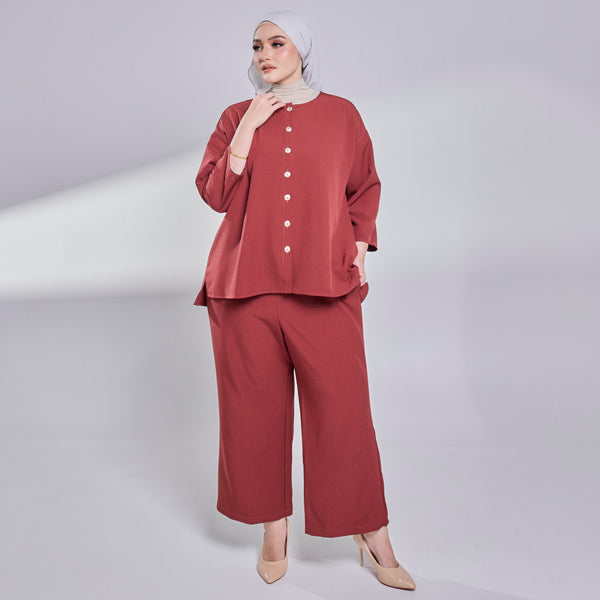 Danni Blouse 3.0 - Maroon