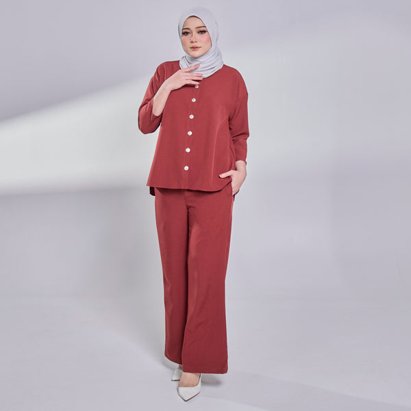 Danni Blouse 3.0 - Maroon