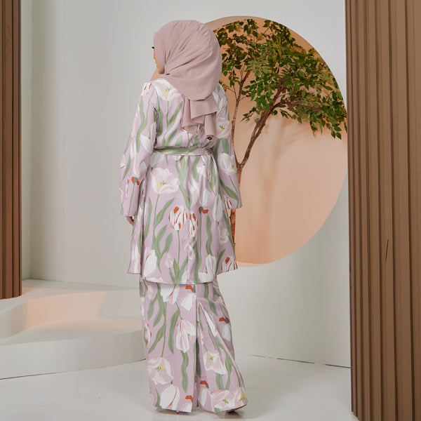 Asoka Kurung Tapered Set