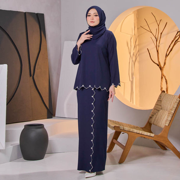 Detura Embroidery Kurung Set - Navy Blue