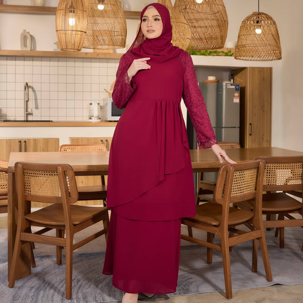 Dily Lace Mermaid Kurung Set - Maroon