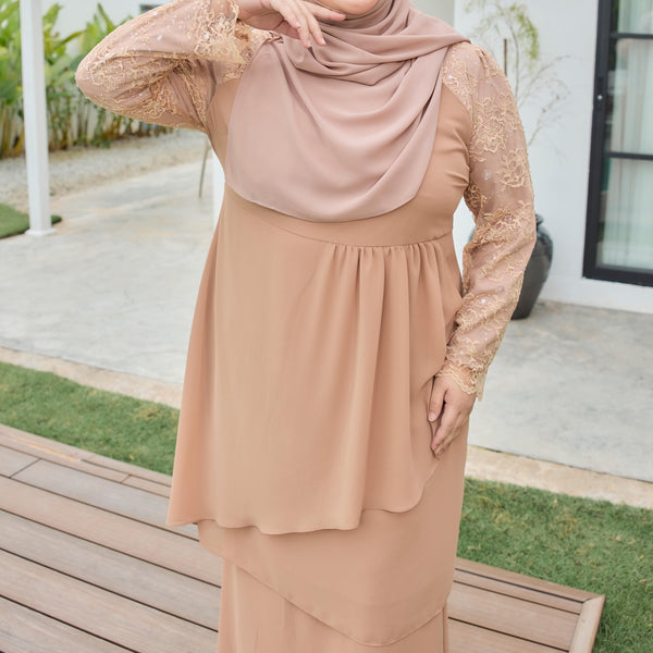 Dily Lace Mermaid Kurung Set - Tan