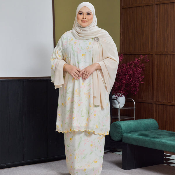 Nikita Kurung Tapered Set - Off White Yellow Floral