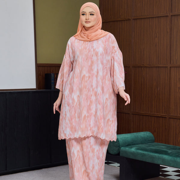 Nikita Kurung Tapered Set - Beige Blush Abstract