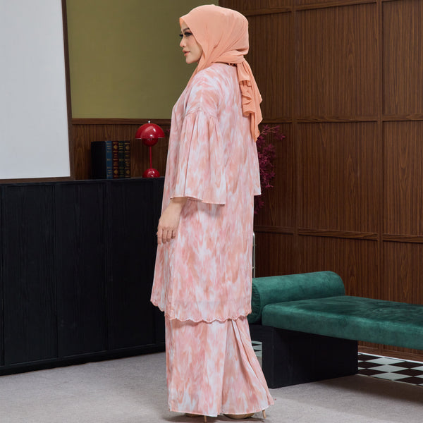 Nikita Kurung Tapered Set - Beige Blush Abstract
