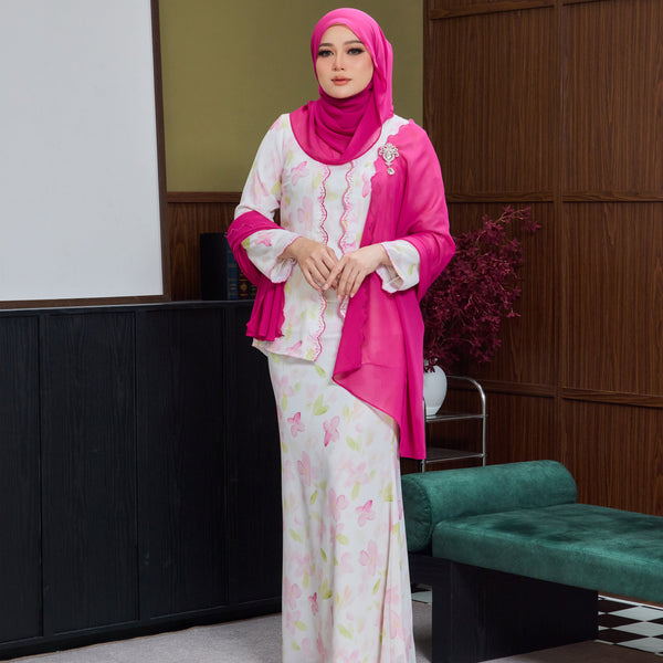 Rawda Kebaya Kurung Set - Beige Pink Flower