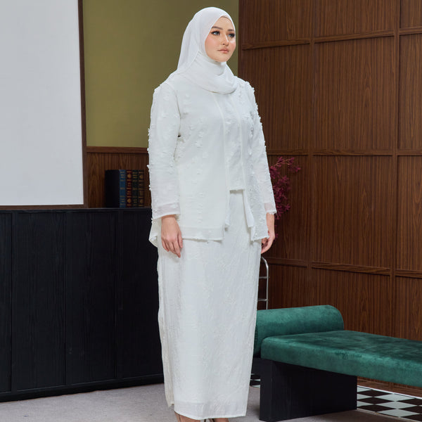 Rawnie Kebaya Kurung Set - Off White