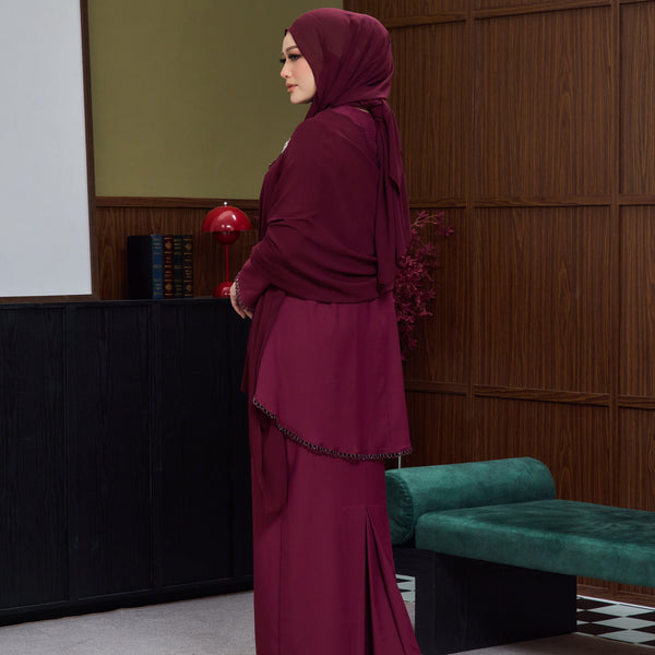 Mahika Kurung Tapered Set - Red Plum