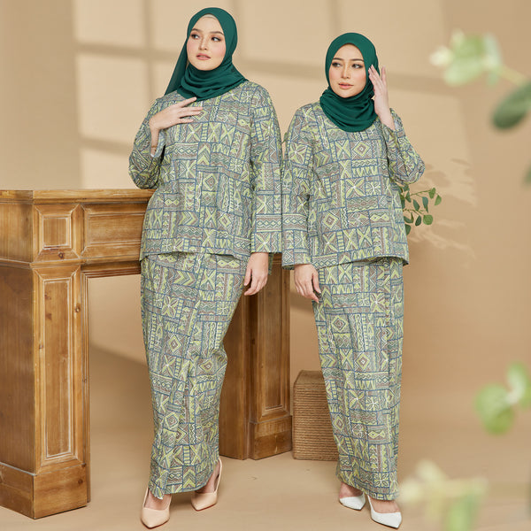 Amani Batik Kurung Kedah Set - Olive