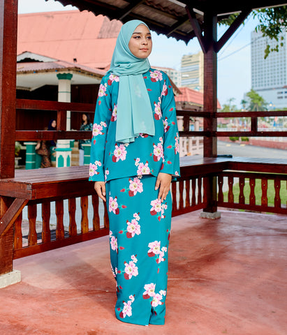 Emerald Traditional Kedah Kurung Set - Green Floral Print